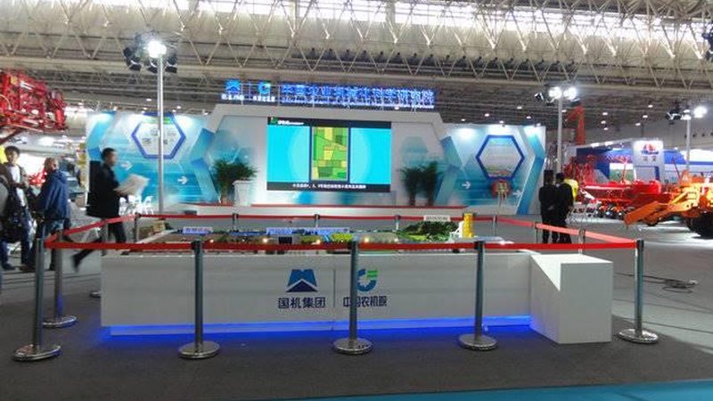 校园导视标识系统定制：打造校园空间的智慧导航